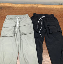 Load image into Gallery viewer, Chloe Cargo Pants

