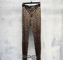 Load image into Gallery viewer, Lexi Leopard Print Pants
